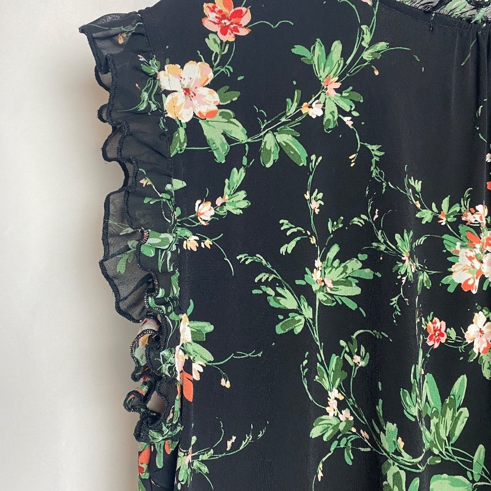 Joie Womenʻs Plus Size Sleeveless Black Floral V-neckline Blouse w/ Tie 1X - Picture 8 of 9